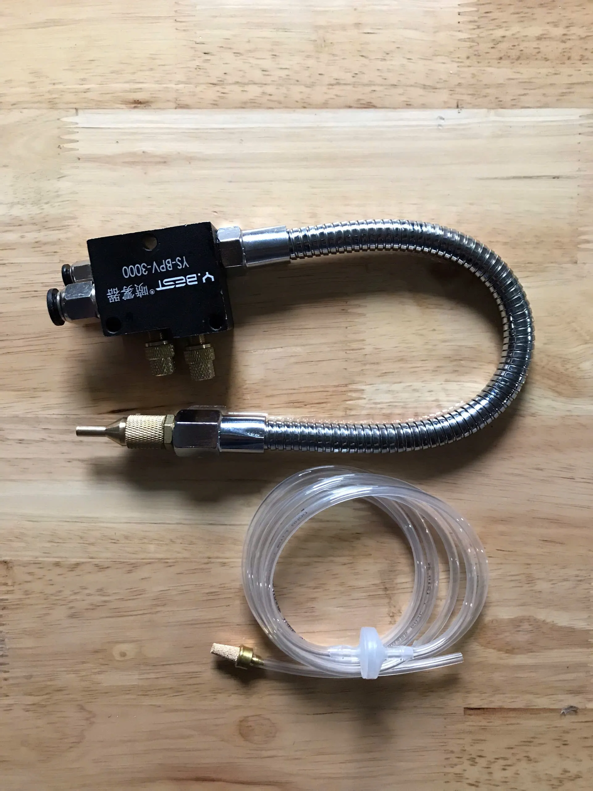 Vòi phun dầu inox là gì?